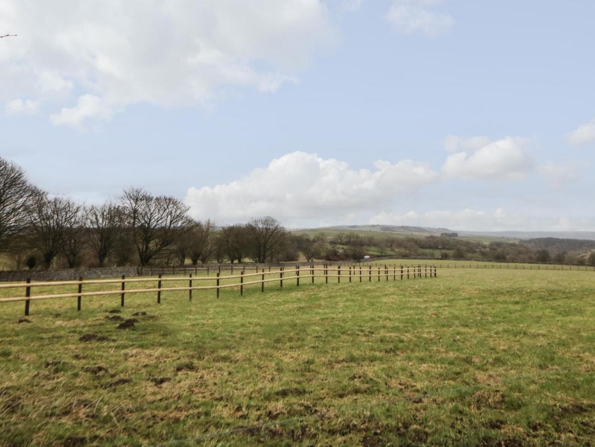 Horse Mill Lodge Taddington Экстерьер фото